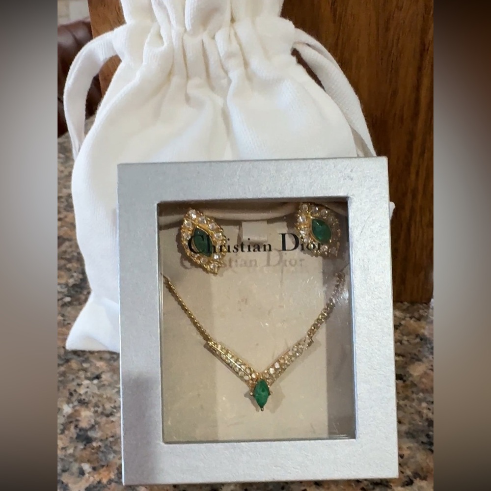 Dior Gold-Plated Earrings for Pierced Ears and Necklace Set - Picture 7 of 11